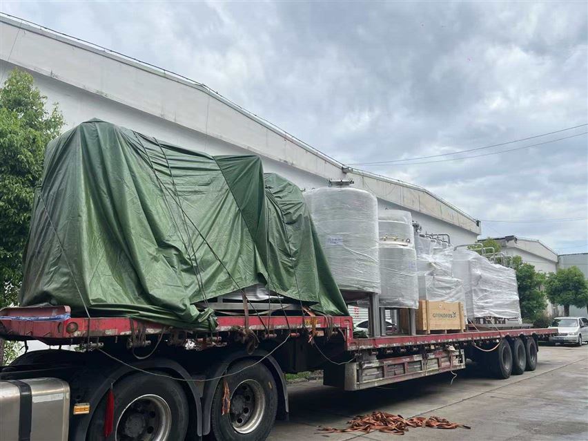 純水設備裝車發貨啦